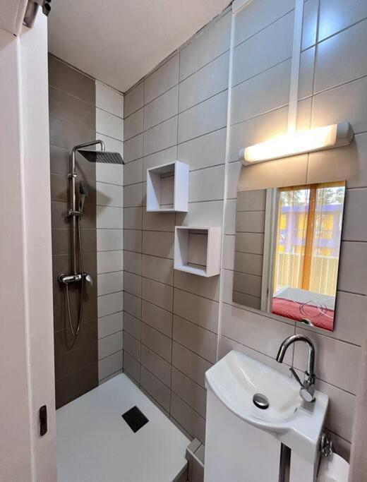 Escale De Lucie Apartment แซ็ง-ปีแยร์ ภายนอก รูปภาพ